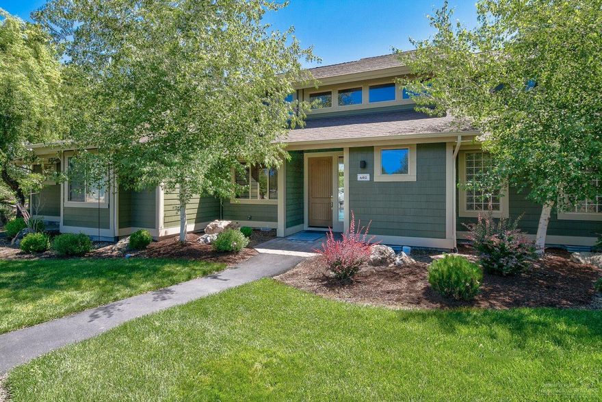 EXCEPTIONAL townhouse in Creekside Village, Eagle Crest. Private location backs to creek & walking path. Upgrade finishes, soaring ceilings, with expansive paver deck with easy access to path & common area. New Pergo Outlast floor & new carpet in master bedroom. Furniture included. Eagle Crest is home to three sports centers, three 18 hole golf courses, a day spa and miles of trails.