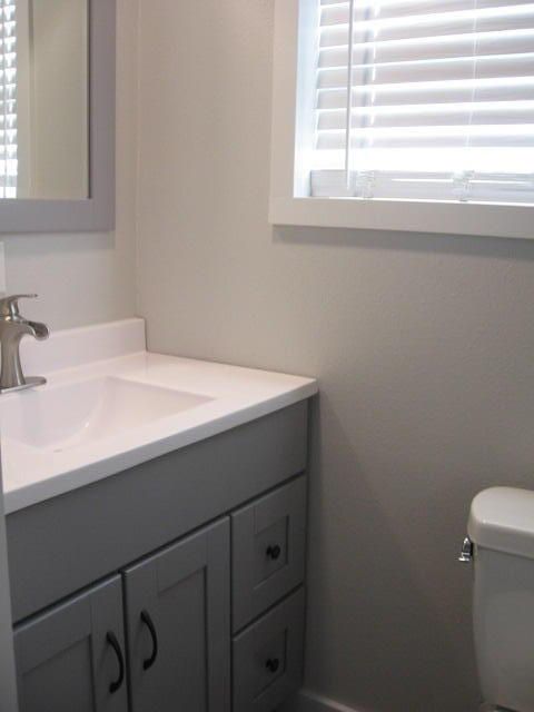 Tiny photo for 239 Fulton Street, Klamath Falls, OR 97601 (MLS # 220214073)