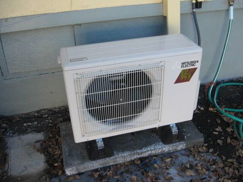 Tiny photo for 239 Fulton Street, Klamath Falls, OR 97601 (MLS # 220214073)