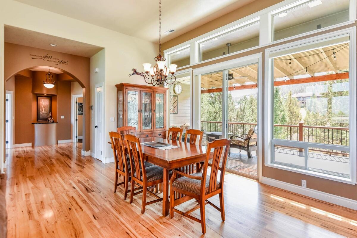 Eagle Crest - Residential