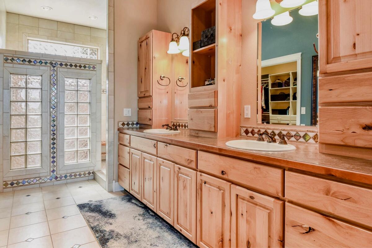 Eagle Crest - Residential