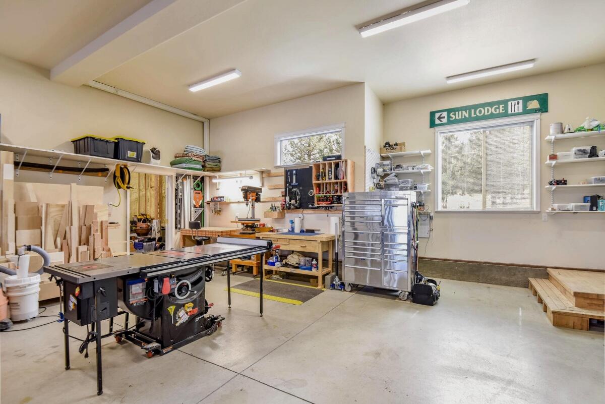 Eagle Crest - Residential