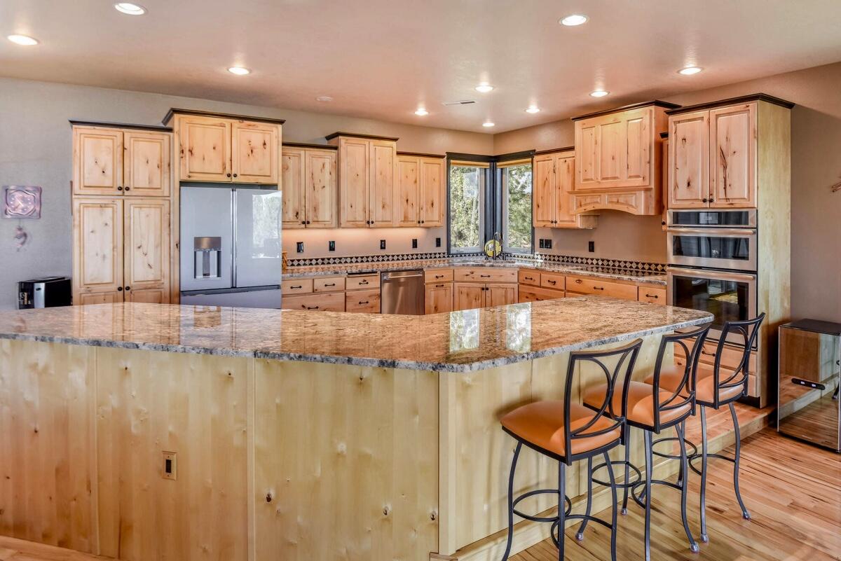 Eagle Crest - Residential