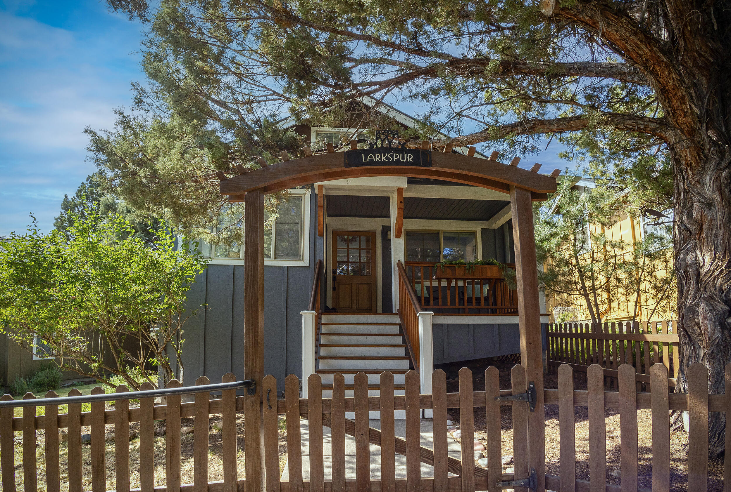 1940 NW Monterey Pines Drive UNIT 2