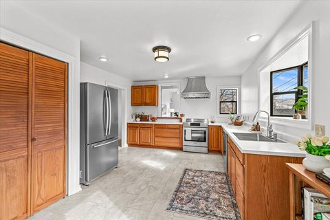 Tiny photo for 502 Allison Street, Ashland, OR 97520 (MLS # 220215456)