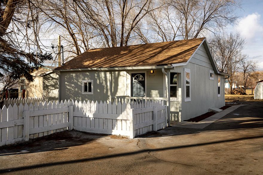 This Move in Ready Cute 2 bd, 1 bth home has been completely renovated. Including New cabinets, counter tops, flooring, new appliances, fresh paint inside and out and more. This property also includes a nice big backyard and a long driveway to park your RV and boat. This won't last long, schedule an appointment today.