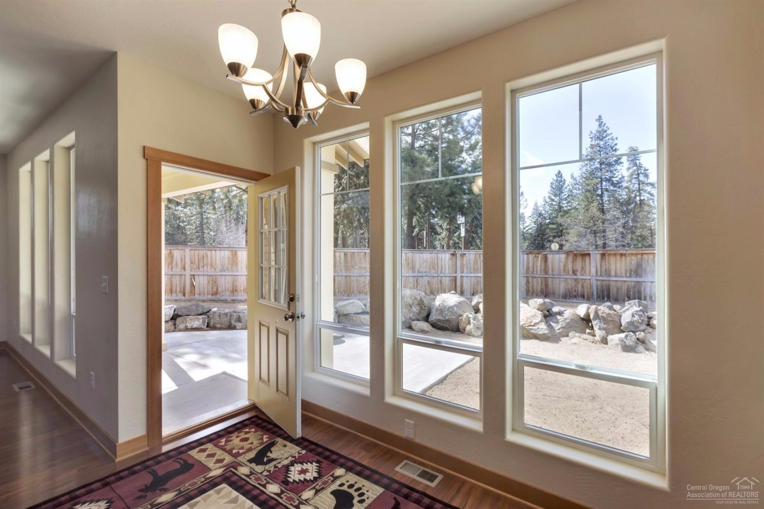 Roaring Springs - Residential