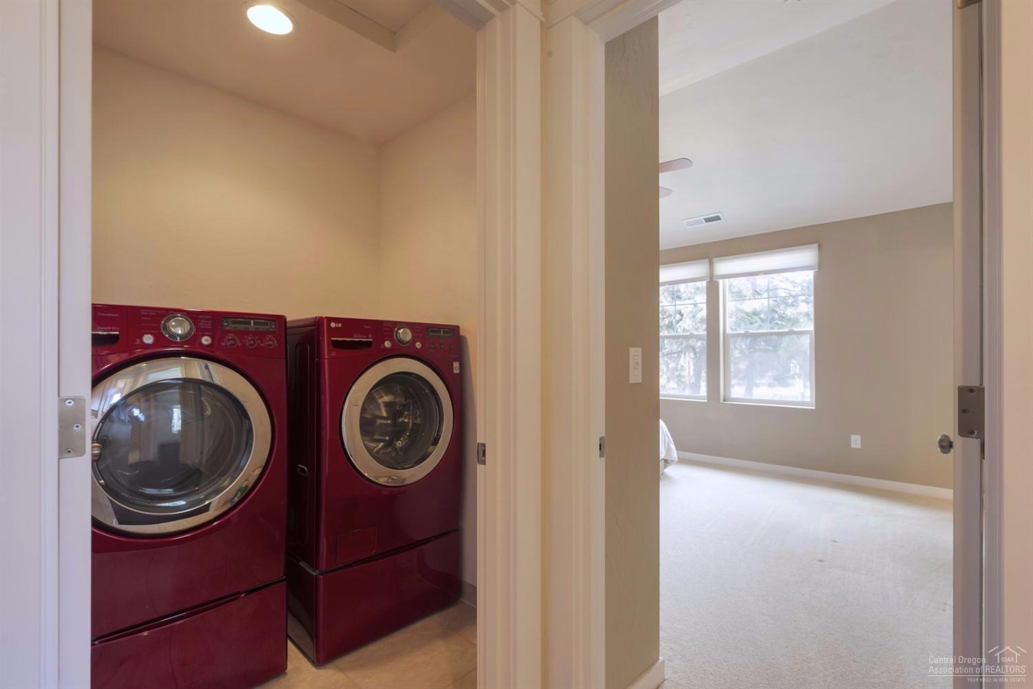 Roaring Springs - Residential