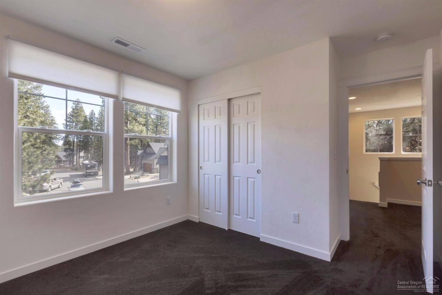 Roaring Springs - Residential