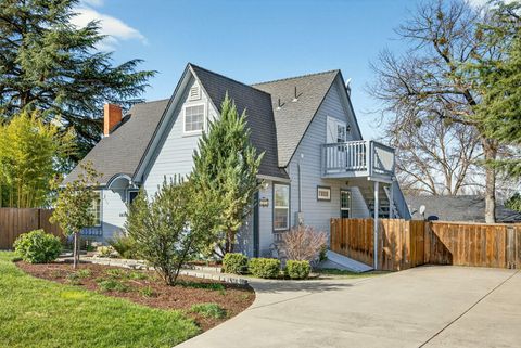 Tiny photo for 3473 Poppywoods Drive, Medford, OR 97504 (MLS # 220217096)