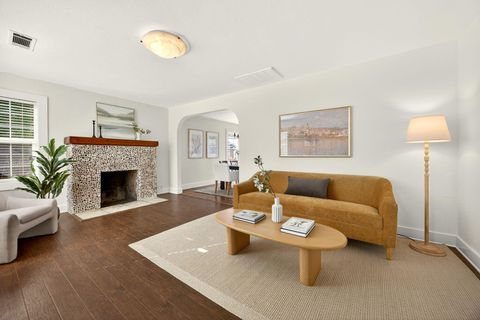 Tiny photo for 3473 Poppywoods Drive, Medford, OR 97504 (MLS # 220217096)