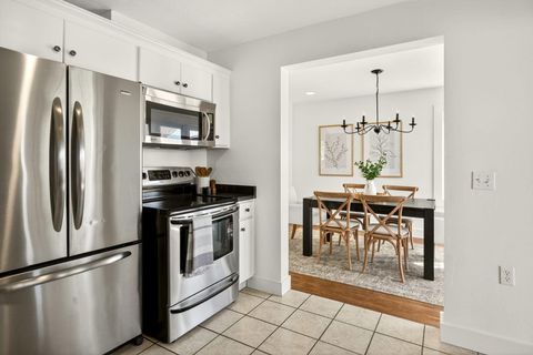 Tiny photo for 3473 Poppywoods Drive, Medford, OR 97504 (MLS # 220217096)