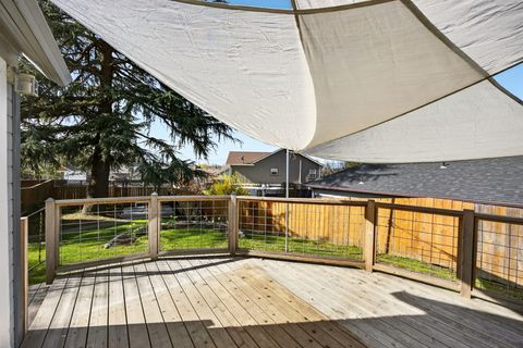 Tiny photo for 3473 Poppywoods Drive, Medford, OR 97504 (MLS # 220217096)