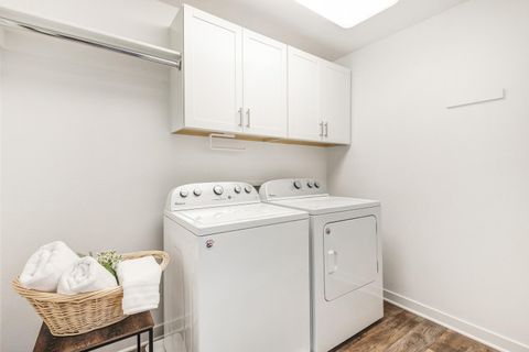 Tiny photo for 771 N Brooks Camp Road, Sisters, OR 97759 (MLS # 220210313)