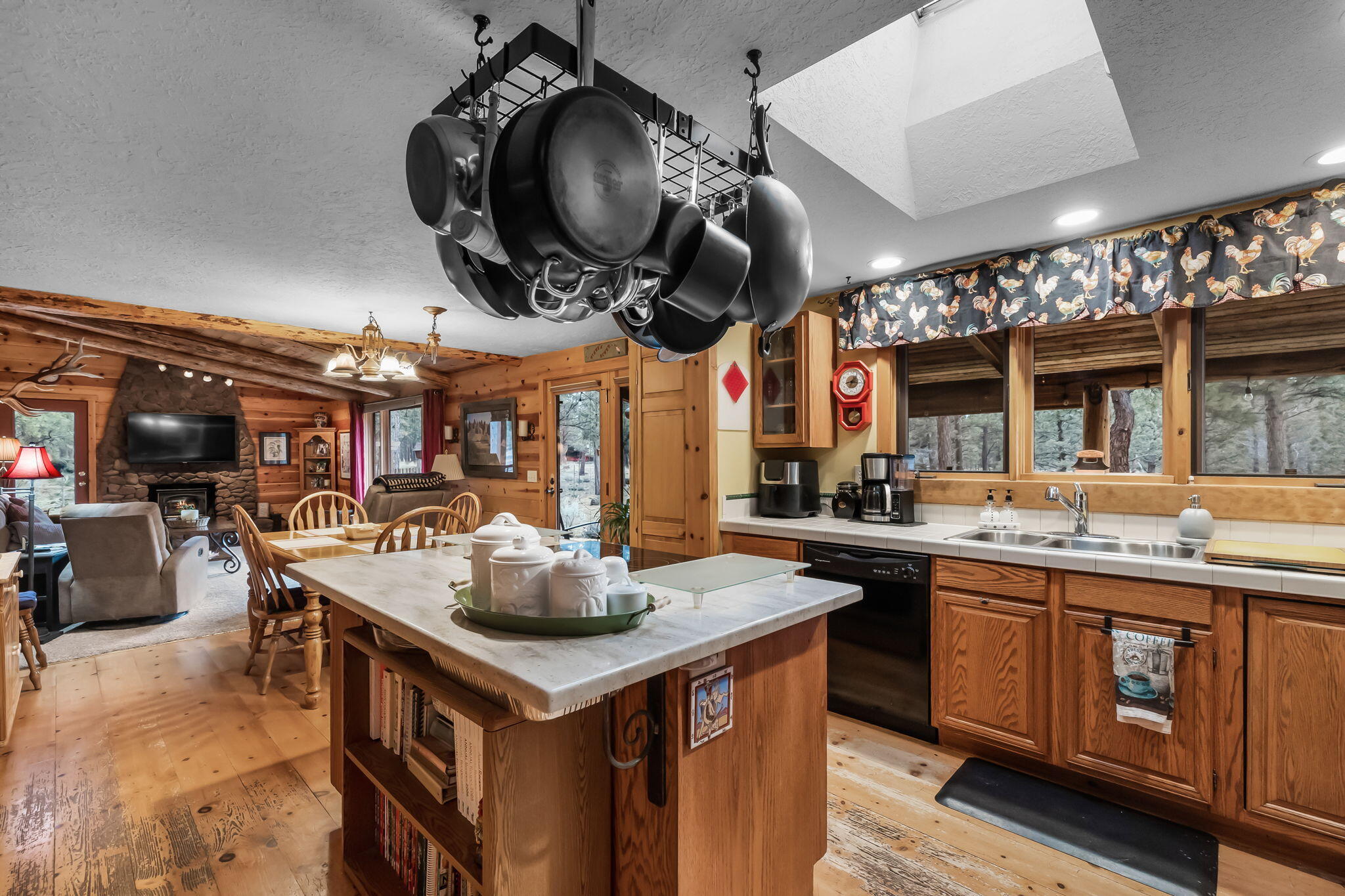 Panoramic View Est - Residential