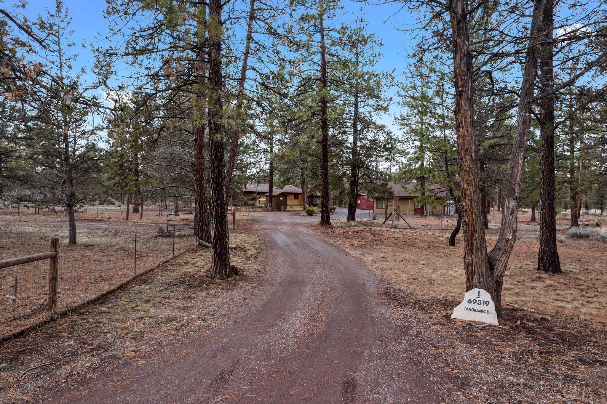 Panoramic View Est - Residential