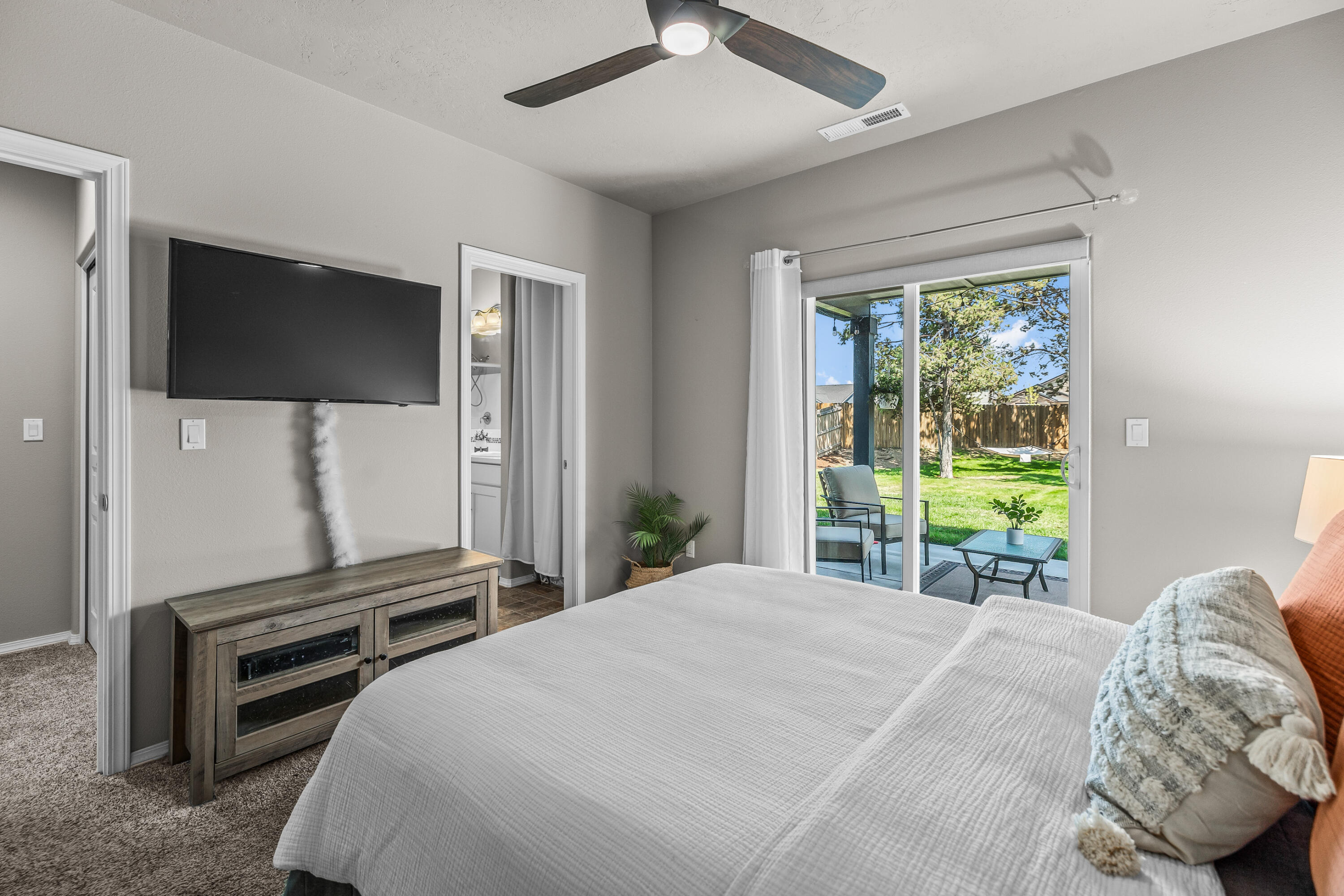 Pettigrew Place - Residential