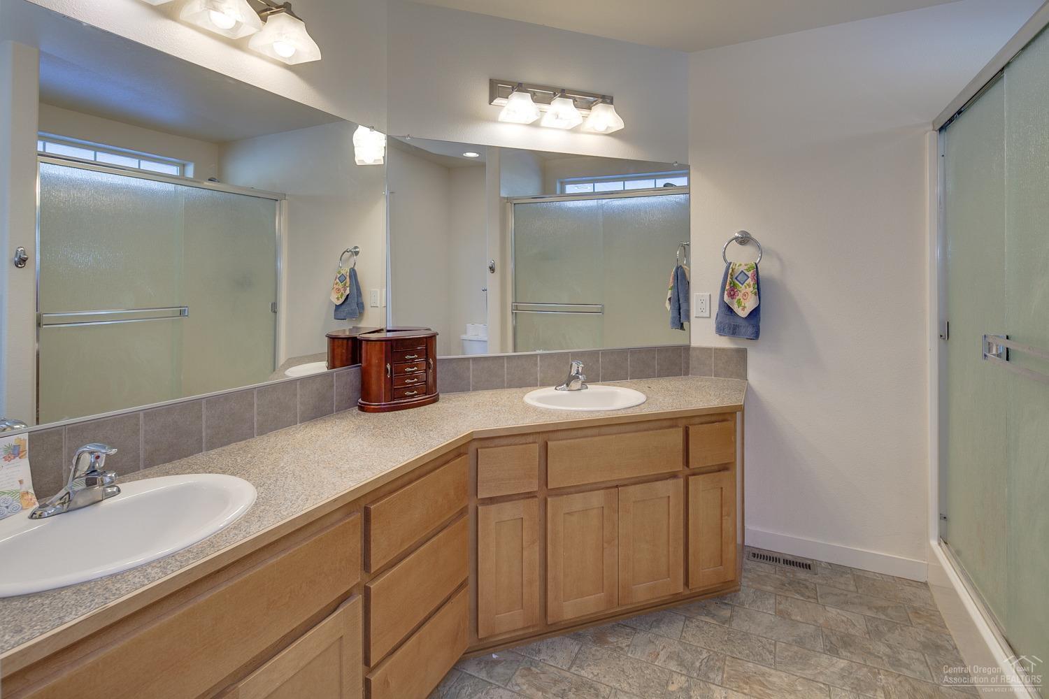 Stoneridge Terrace - Residential