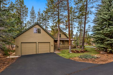 Tiny photo for 18063 Maury Mountain Lane, Sunriver, OR 97707 (MLS # 220217746)
