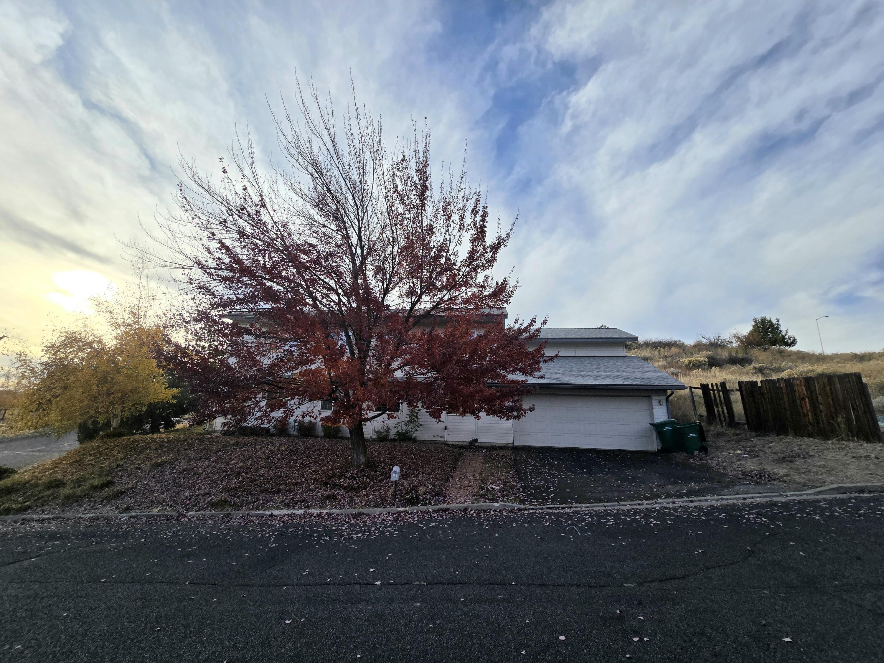 Klamath Falls -Nob Hill - Residential