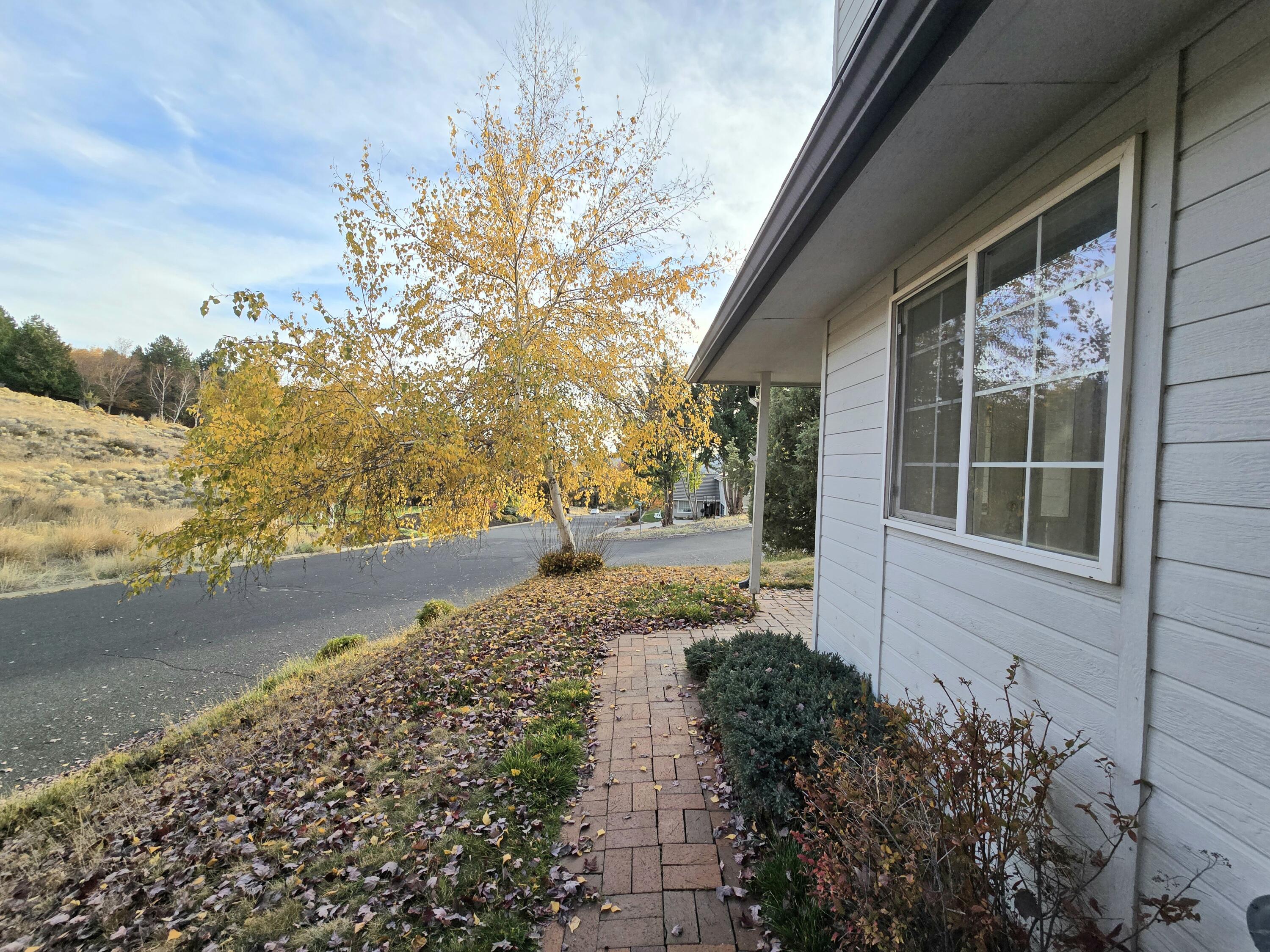 Klamath Falls -Nob Hill - Residential
