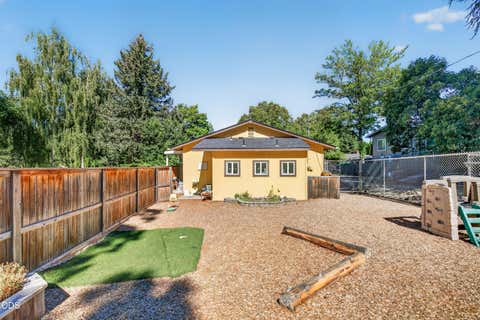 Tiny photo for 2201 Siskiyou Boulevard, Medford, OR 97504 (MLS # 220226652)
