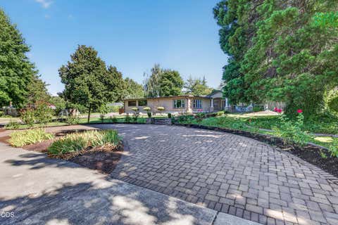 Tiny photo for 2201 Siskiyou Boulevard, Medford, OR 97504 (MLS # 220226652)