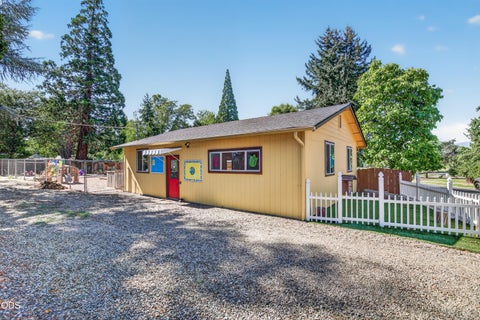 Tiny photo for 2201 Siskiyou Boulevard, Medford, OR 97504 (MLS # 220226652)