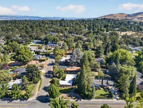 Tiny photo for 2201 Siskiyou Boulevard, Medford, OR 97504 (MLS # 220226652)
