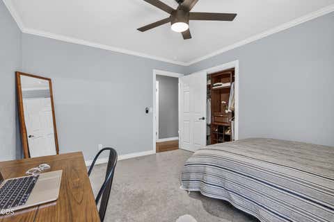 Tiny photo for 2201 Siskiyou Boulevard, Medford, OR 97504 (MLS # 220226652)