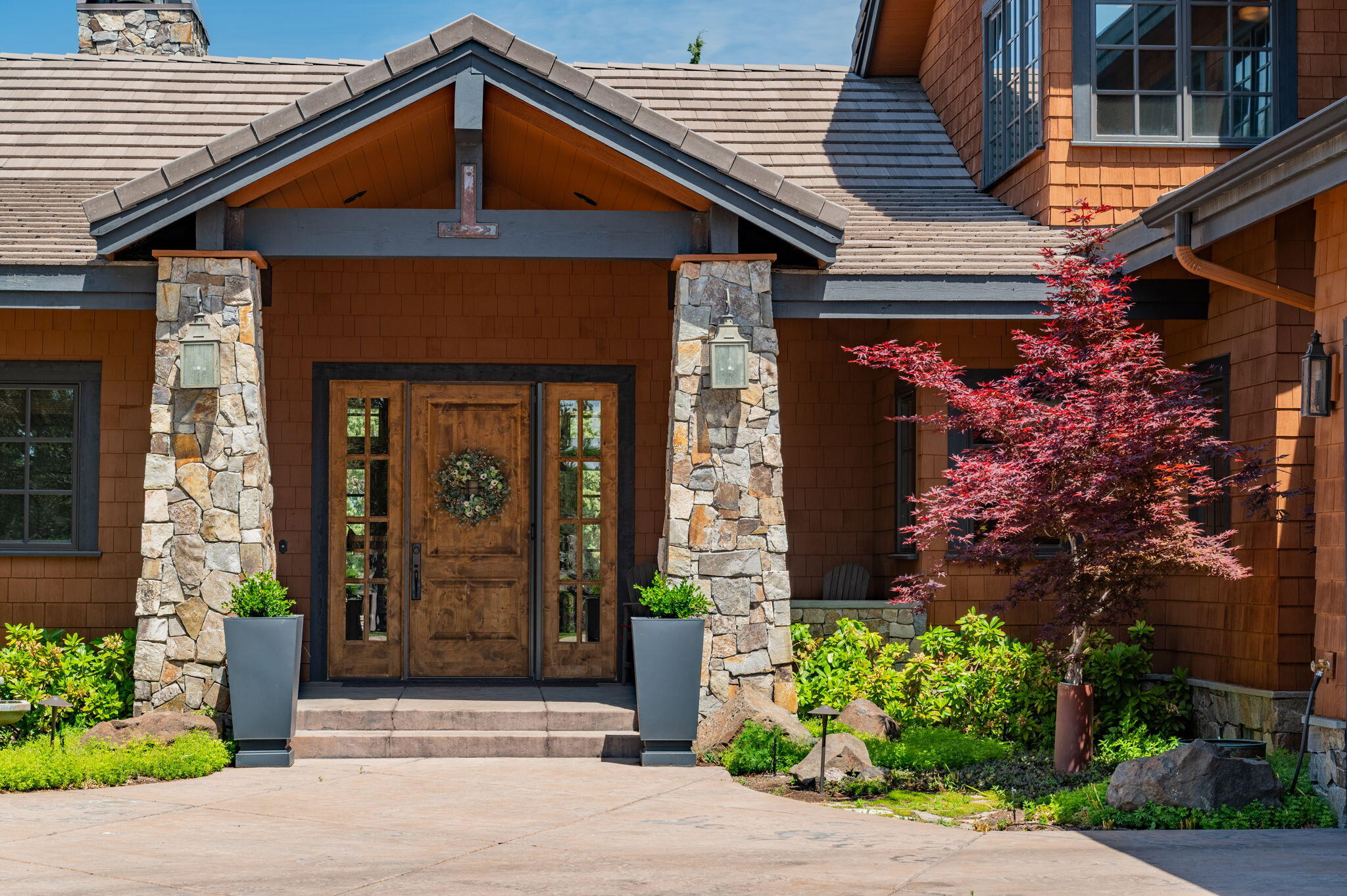 22884 Moss Rock Drive