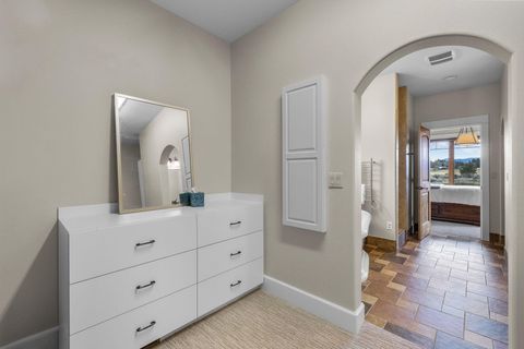 Tiny photo for 481 W Hope Avenue, Sisters, OR 97759 (MLS # 220216981)