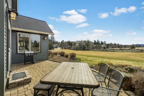 Tiny photo for 481 W Hope Avenue, Sisters, OR 97759 (MLS # 220216981)