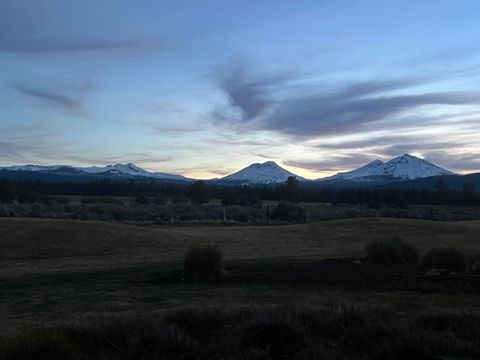 Tiny photo for 481 W Hope Avenue, Sisters, OR 97759 (MLS # 220216981)