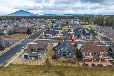 Tiny photo for 481 W Hope Avenue, Sisters, OR 97759 (MLS # 220216981)