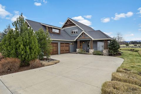 481 W Hope Avenue Sisters OR 97759