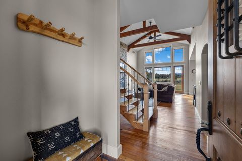 Tiny photo for 481 W Hope Avenue, Sisters, OR 97759 (MLS # 220216981)