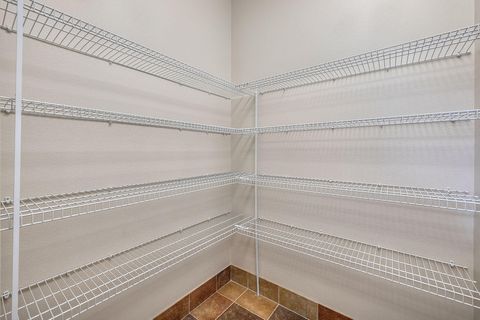 Tiny photo for 481 W Hope Avenue, Sisters, OR 97759 (MLS # 220216981)