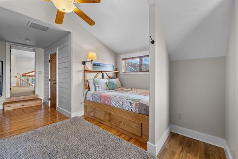 Tiny photo for 481 W Hope Avenue, Sisters, OR 97759 (MLS # 220216981)