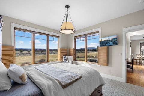 Tiny photo for 481 W Hope Avenue, Sisters, OR 97759 (MLS # 220216981)