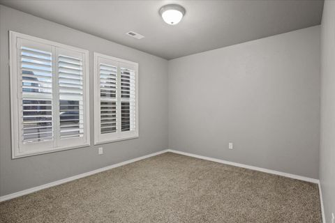 Tiny photo for 3471 Cascara Street, Medford, OR 97504 (MLS # 220215769)