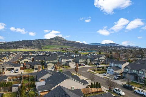 Tiny photo for 3471 Cascara Street, Medford, OR 97504 (MLS # 220215769)