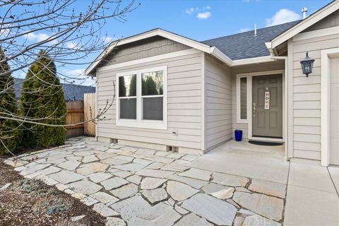 Tiny photo for 3471 Cascara Street, Medford, OR 97504 (MLS # 220215769)