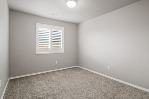 Tiny photo for 3471 Cascara Street, Medford, OR 97504 (MLS # 220215769)