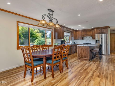 Tiny photo for 36159 SW Viewridge Lane, Hillsboro, OR 97123 (MLS # 220223523)