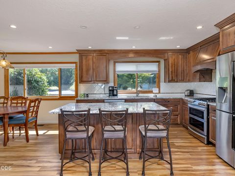 Tiny photo for 36159 SW Viewridge Lane, Hillsboro, OR 97123 (MLS # 220223523)