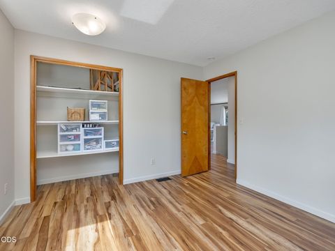 Tiny photo for 36159 SW Viewridge Lane, Hillsboro, OR 97123 (MLS # 220223523)