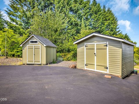 Tiny photo for 36159 SW Viewridge Lane, Hillsboro, OR 97123 (MLS # 220223523)