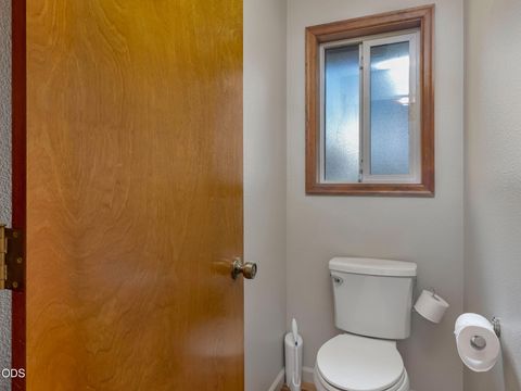Tiny photo for 36159 SW Viewridge Lane, Hillsboro, OR 97123 (MLS # 220223523)
