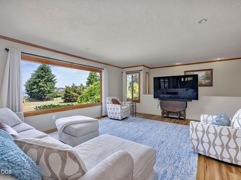 Tiny photo for 36159 SW Viewridge Lane, Hillsboro, OR 97123 (MLS # 220223523)